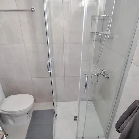 Coastal Chic: Luxury In The Heart Of The City! With Smart Tv! ラルナカ